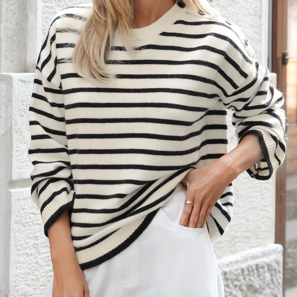 Cupshe Striped Black and cream Sweater NET